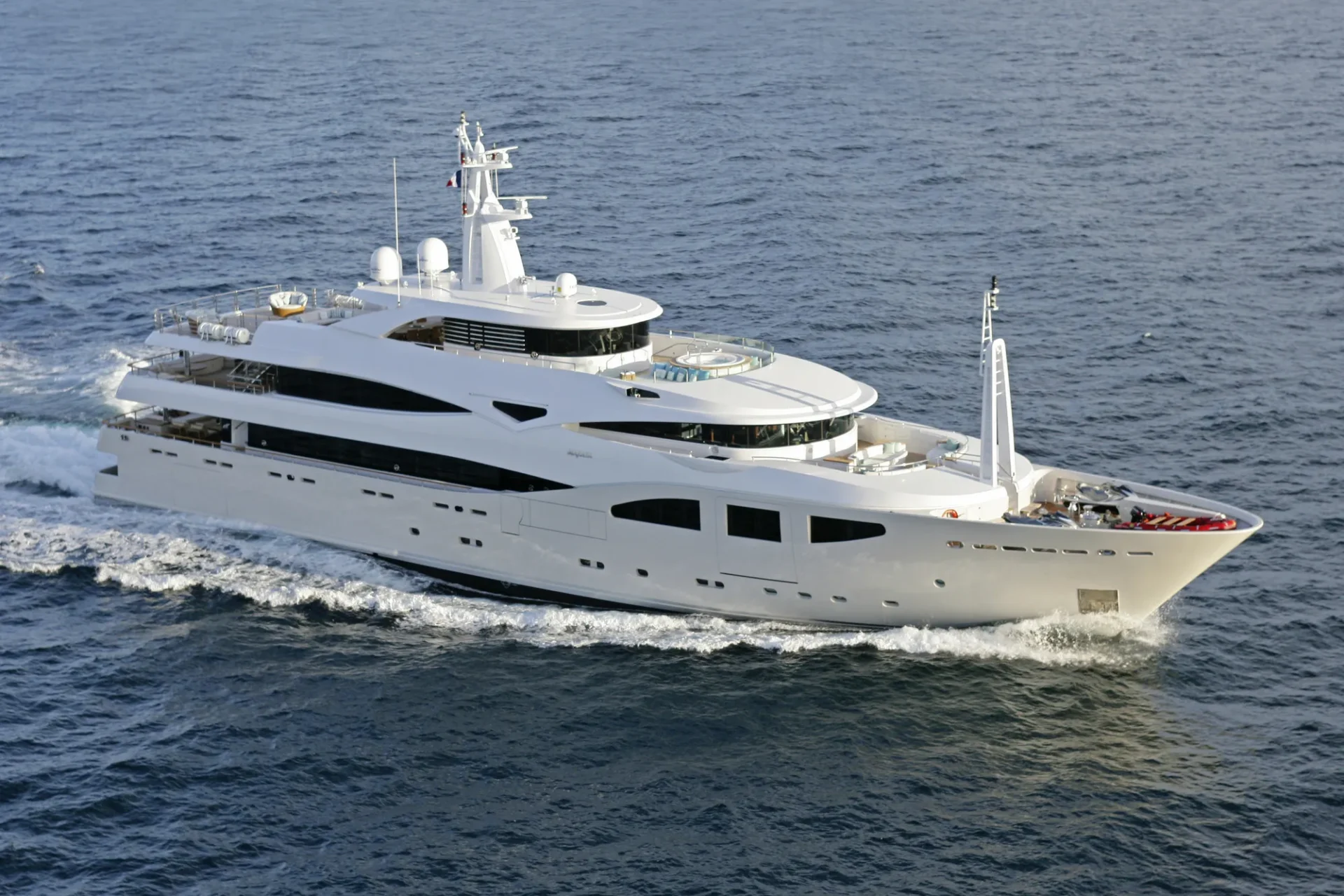 MARAYA Charter Yacht