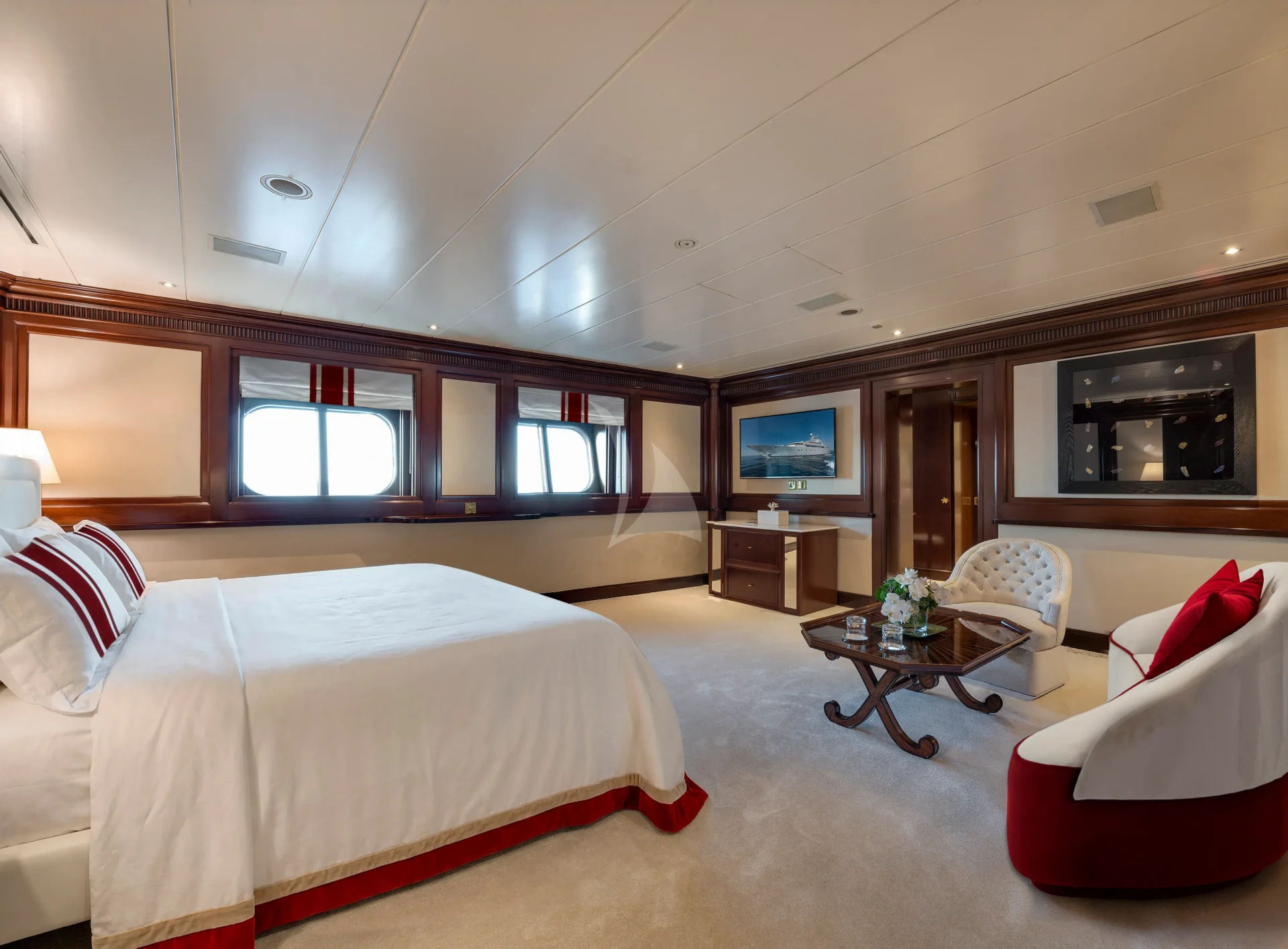 GRAND OCEAN Charter Yacht