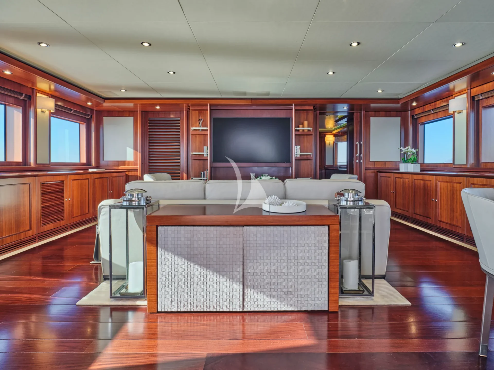 PALATIAL Charter Yacht