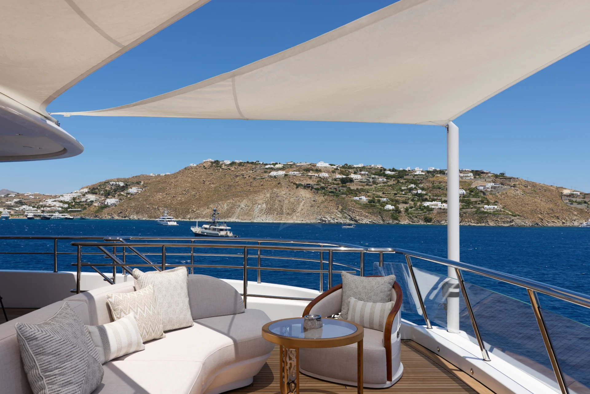 AMARYLLIS Charter Yacht