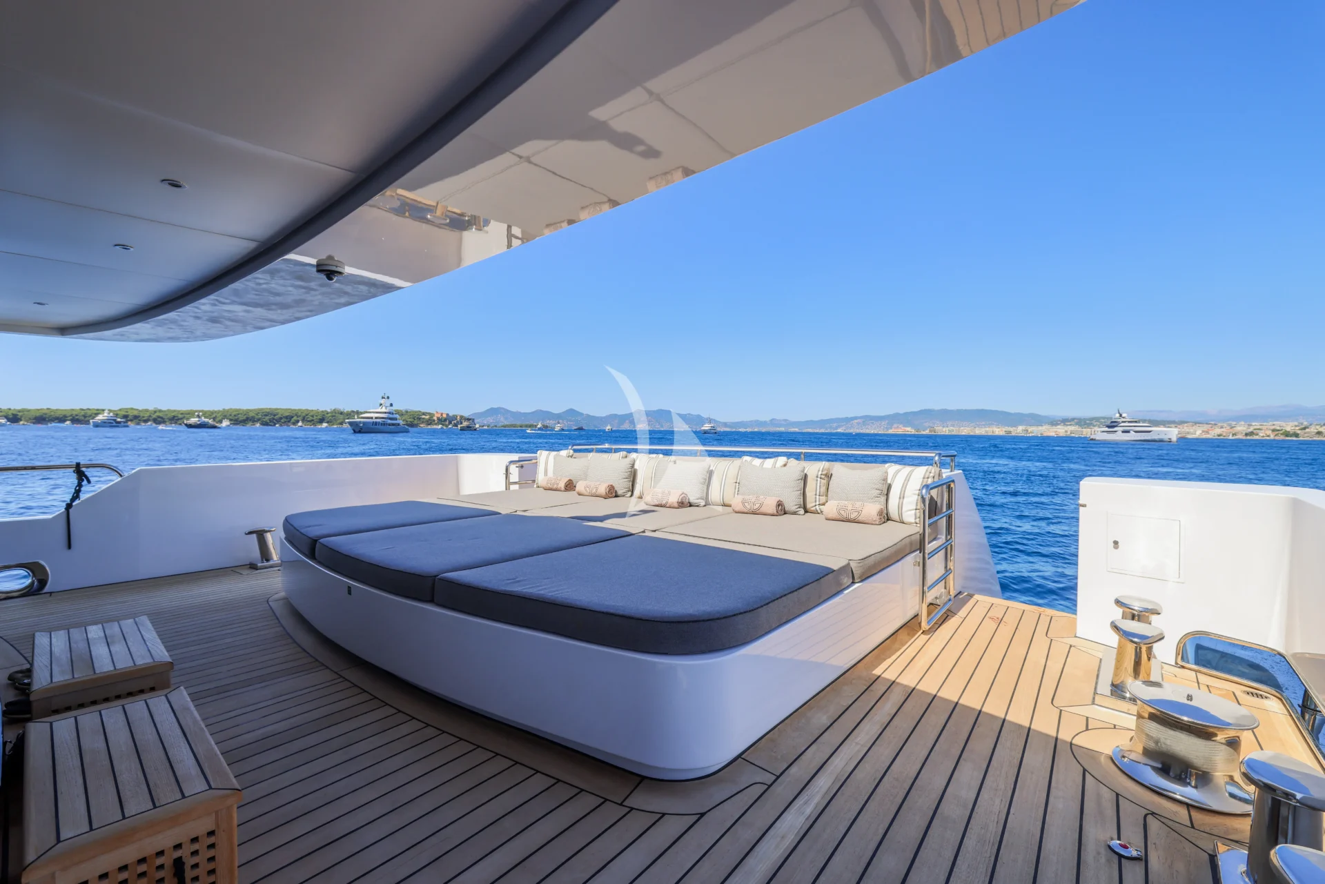 MAGNA GRECIA Charter Yacht