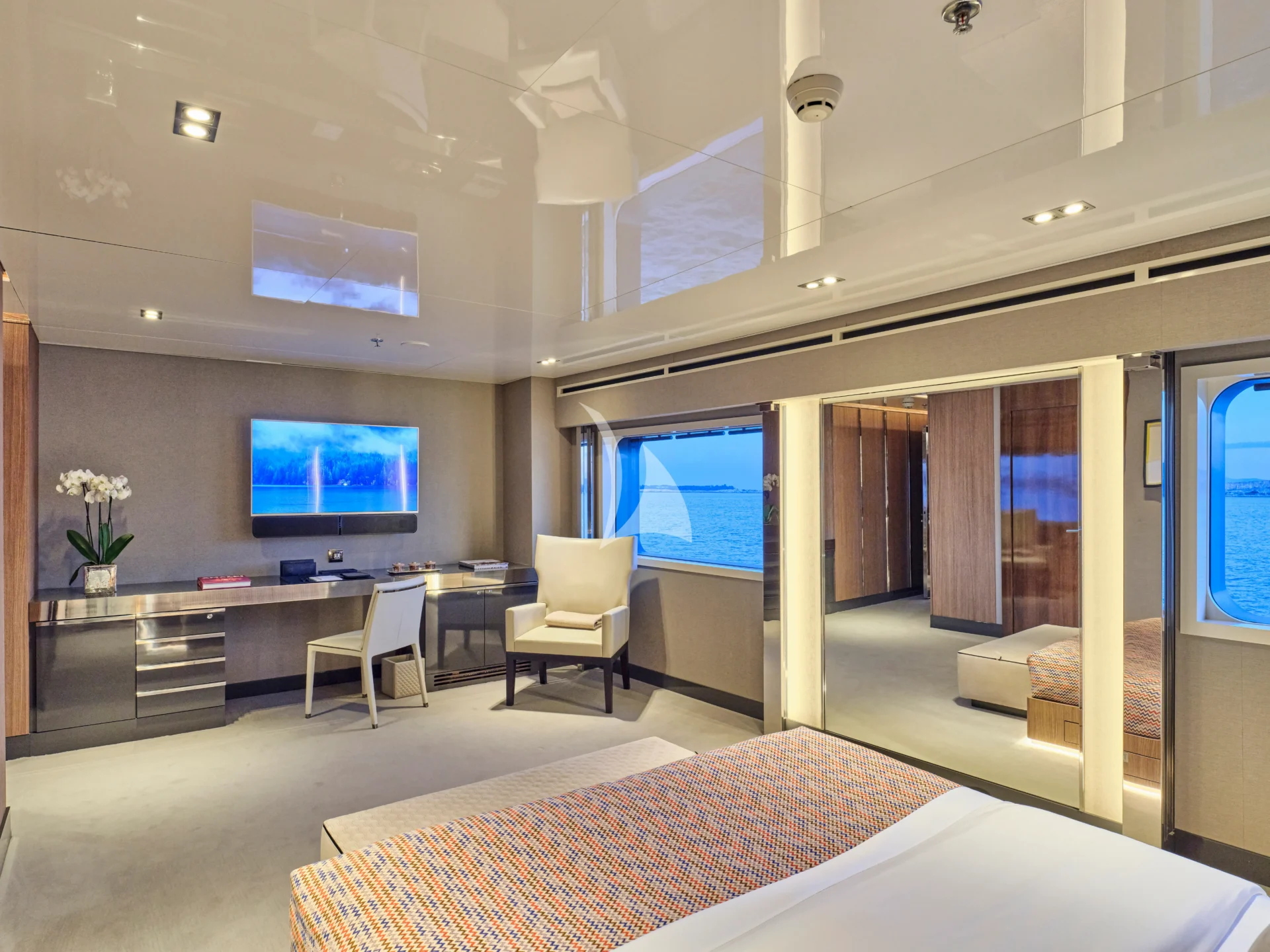 MARQUISE Charter Yacht