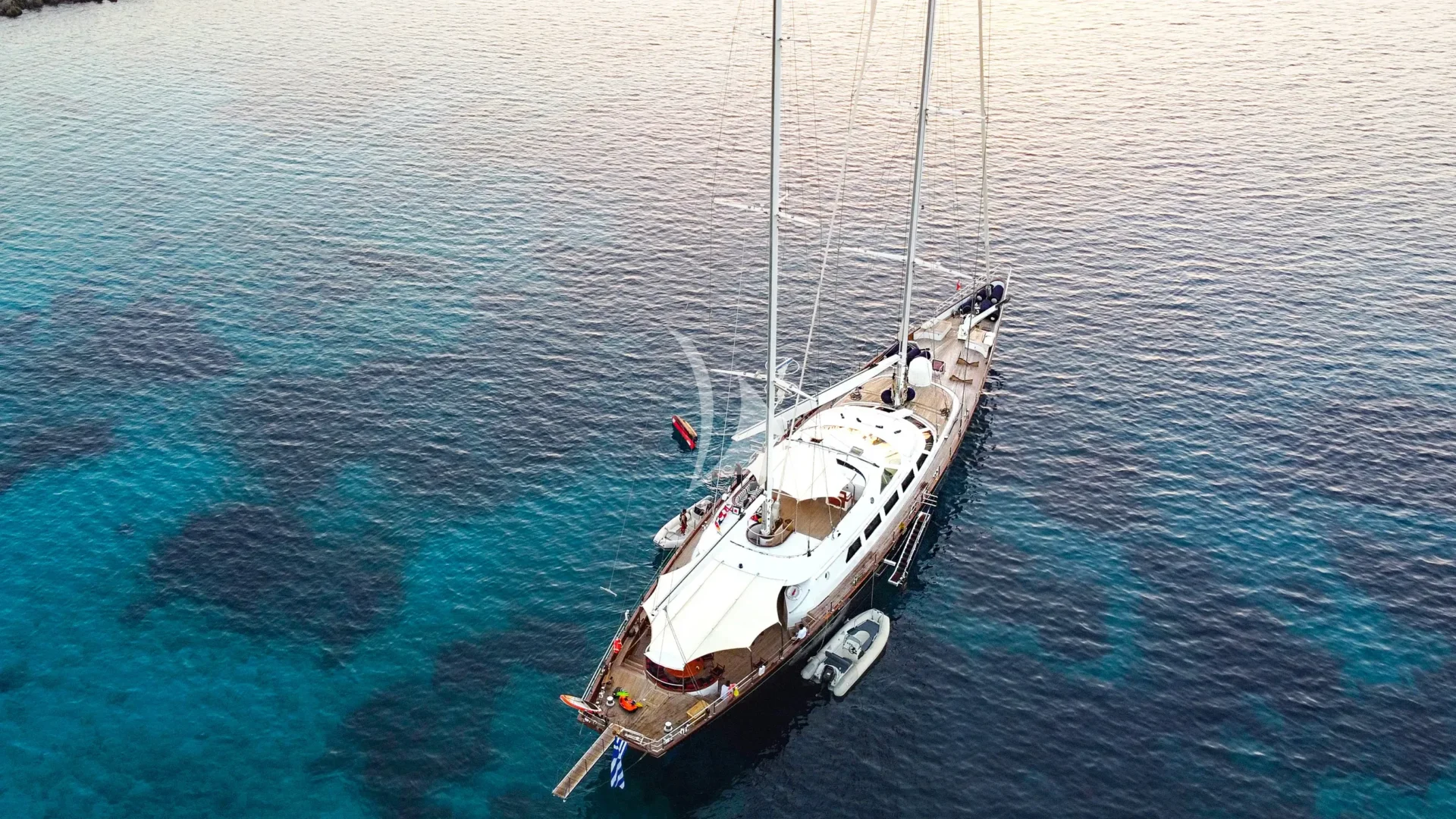 Tamarita Charter Yacht