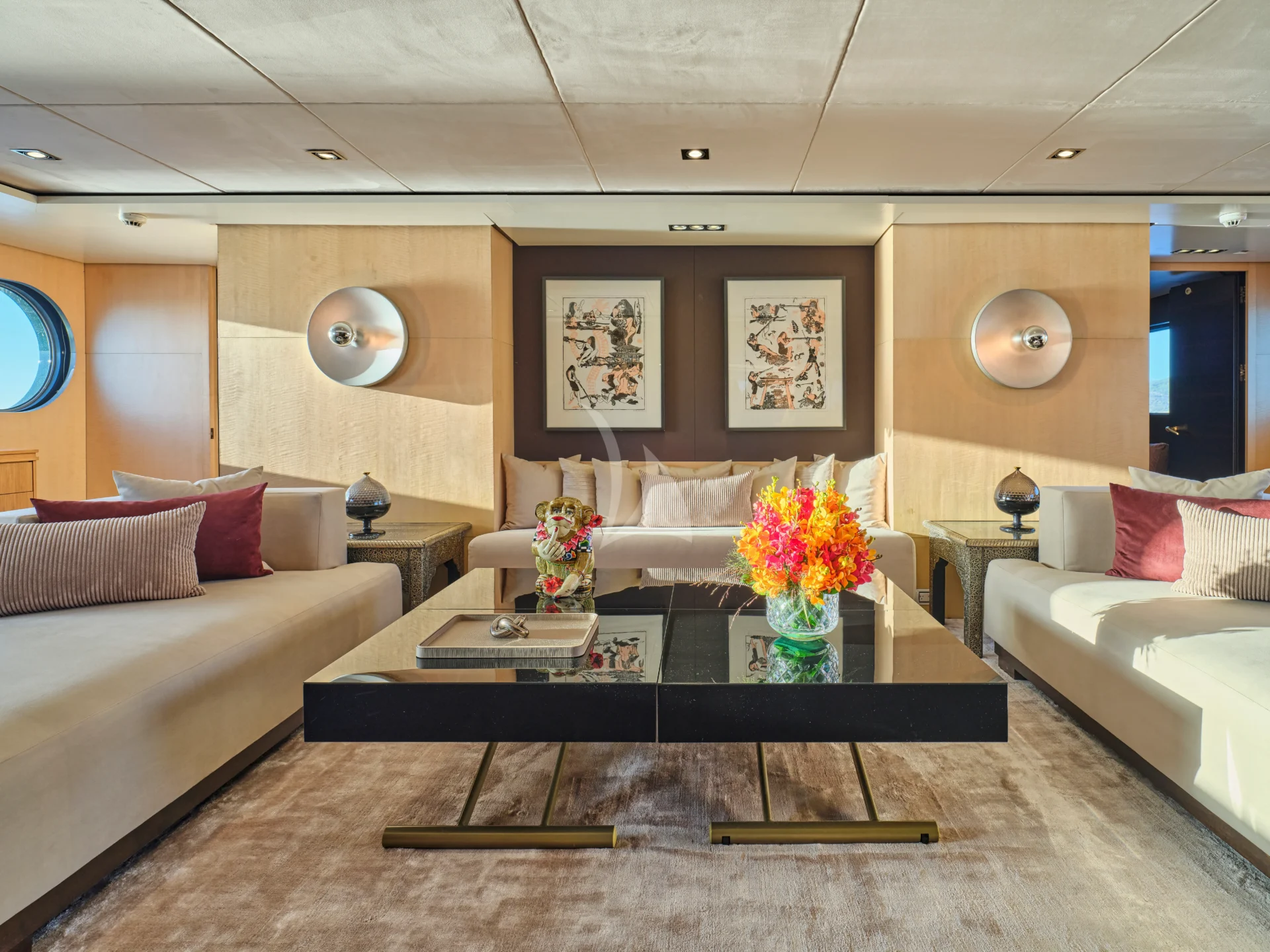 HIGHLANDER Charter Yacht