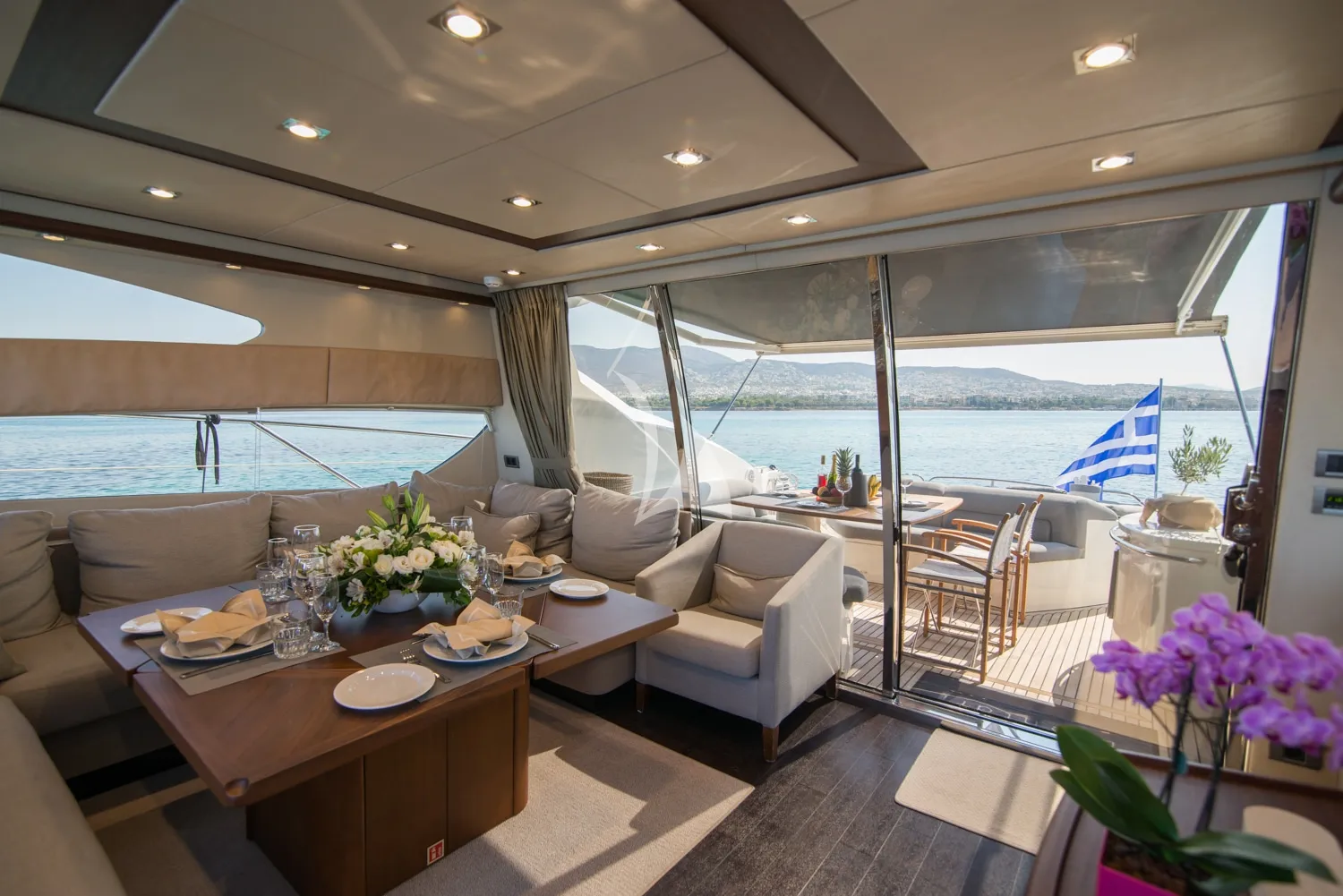 ELENTARI Charter Yacht