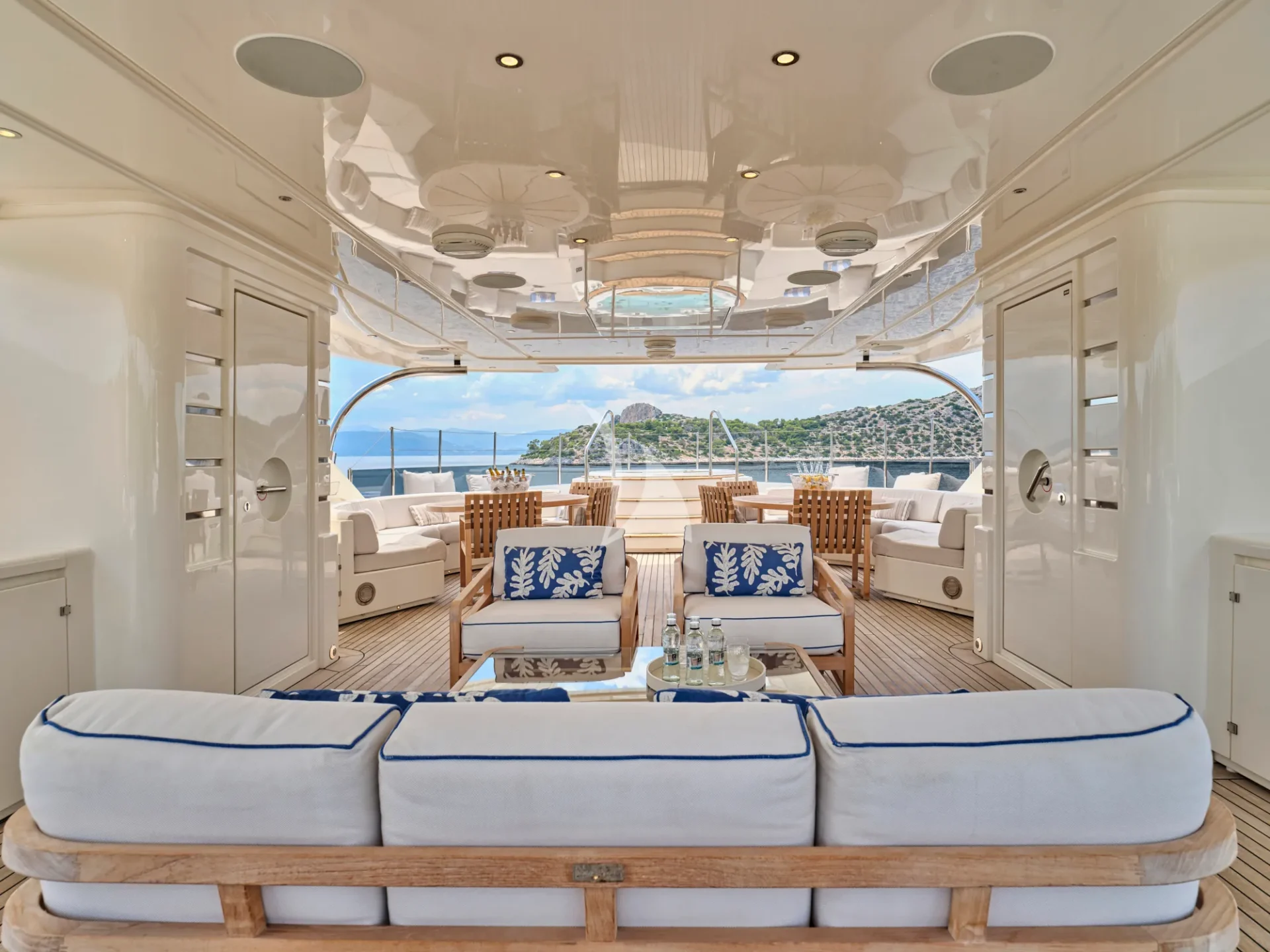PALATIAL Charter Yacht