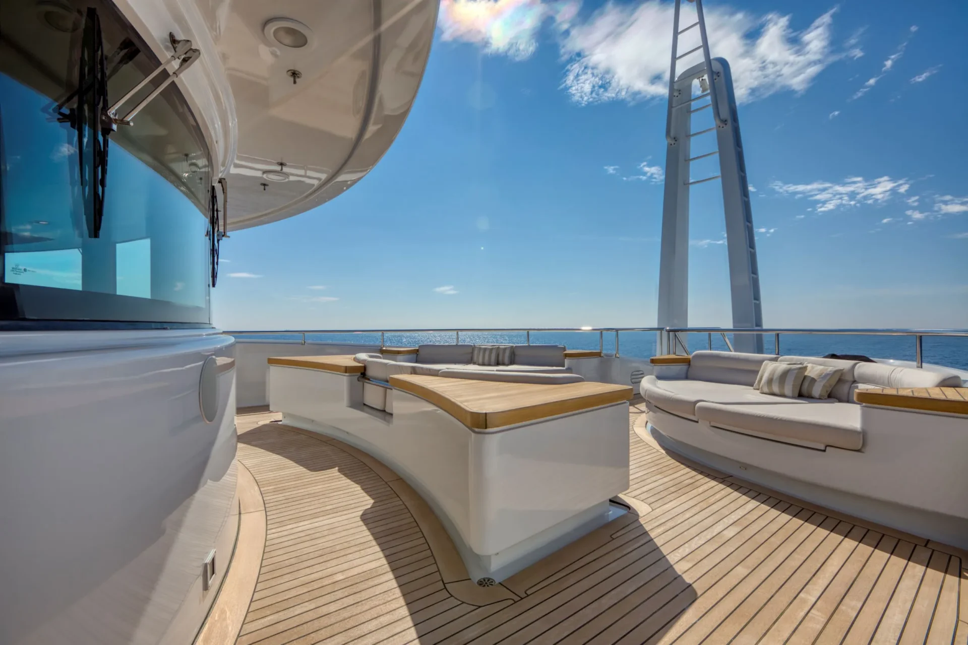 MARAYA Charter Yacht