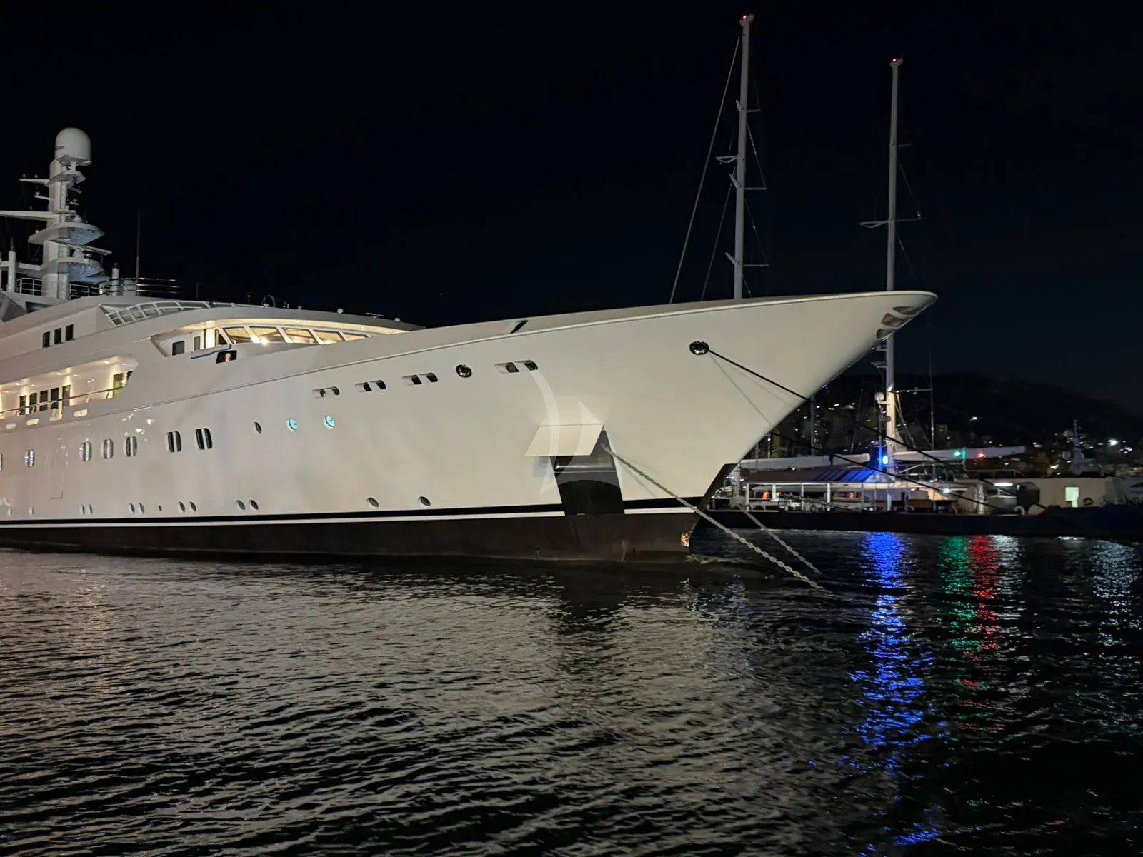 GRAND OCEAN Charter Yacht