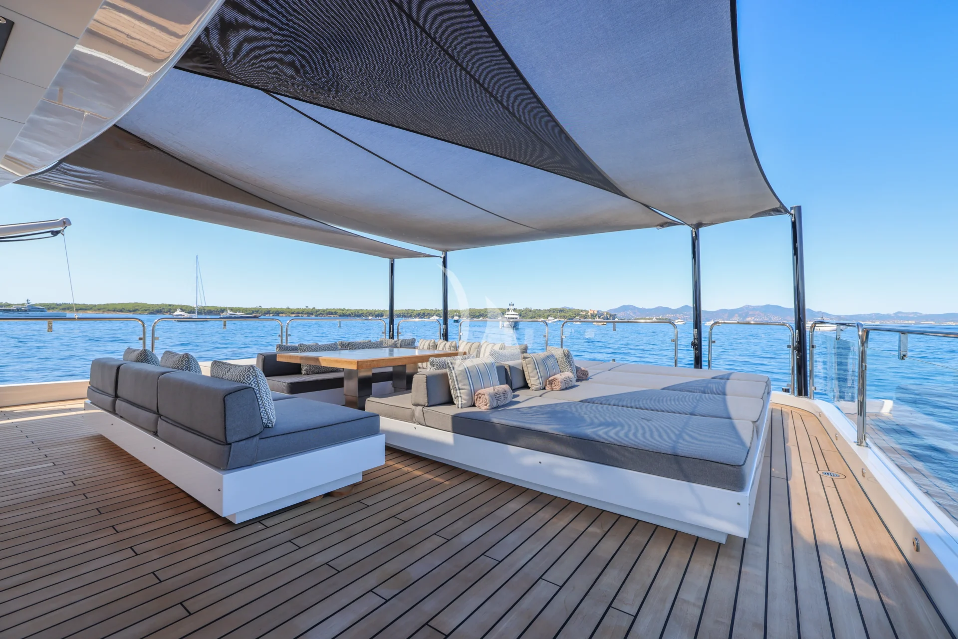 MAGNA GRECIA Charter Yacht