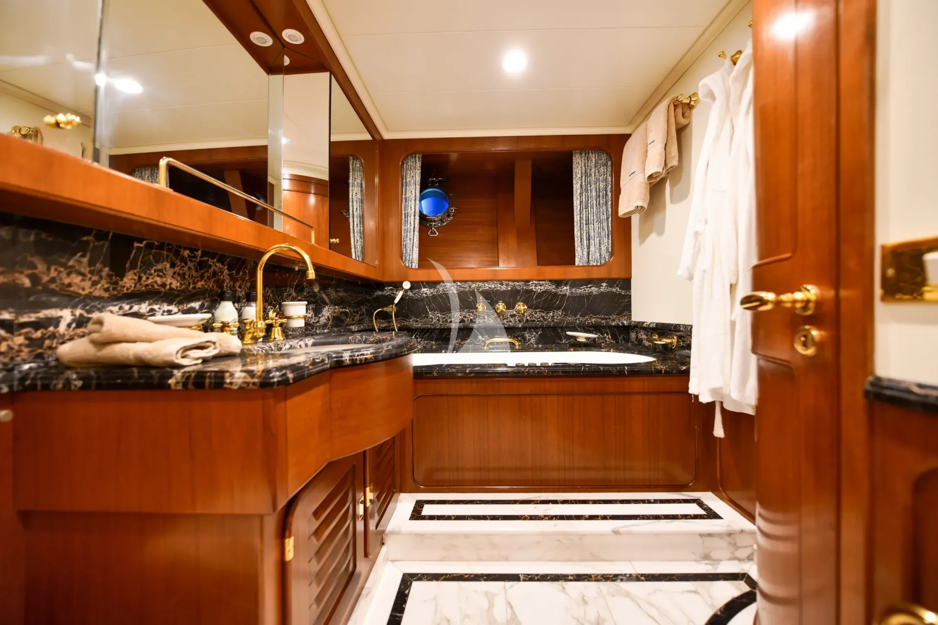 Tamarita Charter Yacht