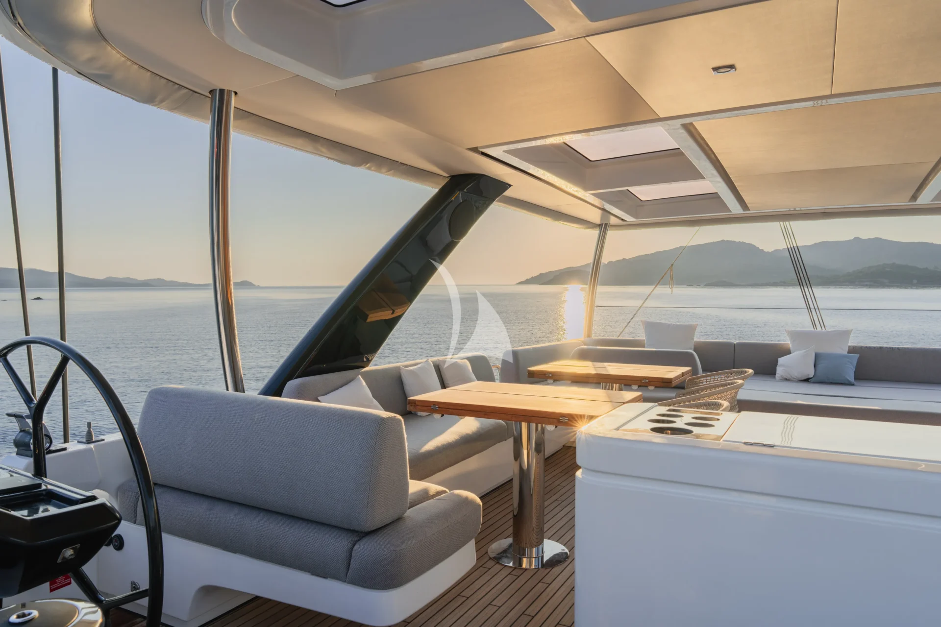LA DESIRADE Charter Yacht