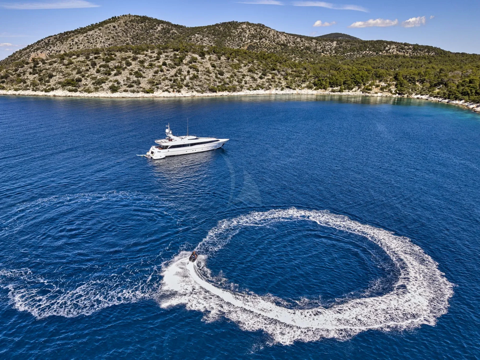 BROOKLYN Charter Yacht