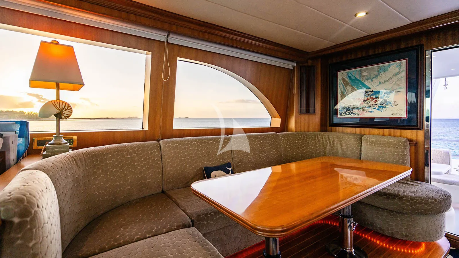 LEXINGTON Charter Yacht