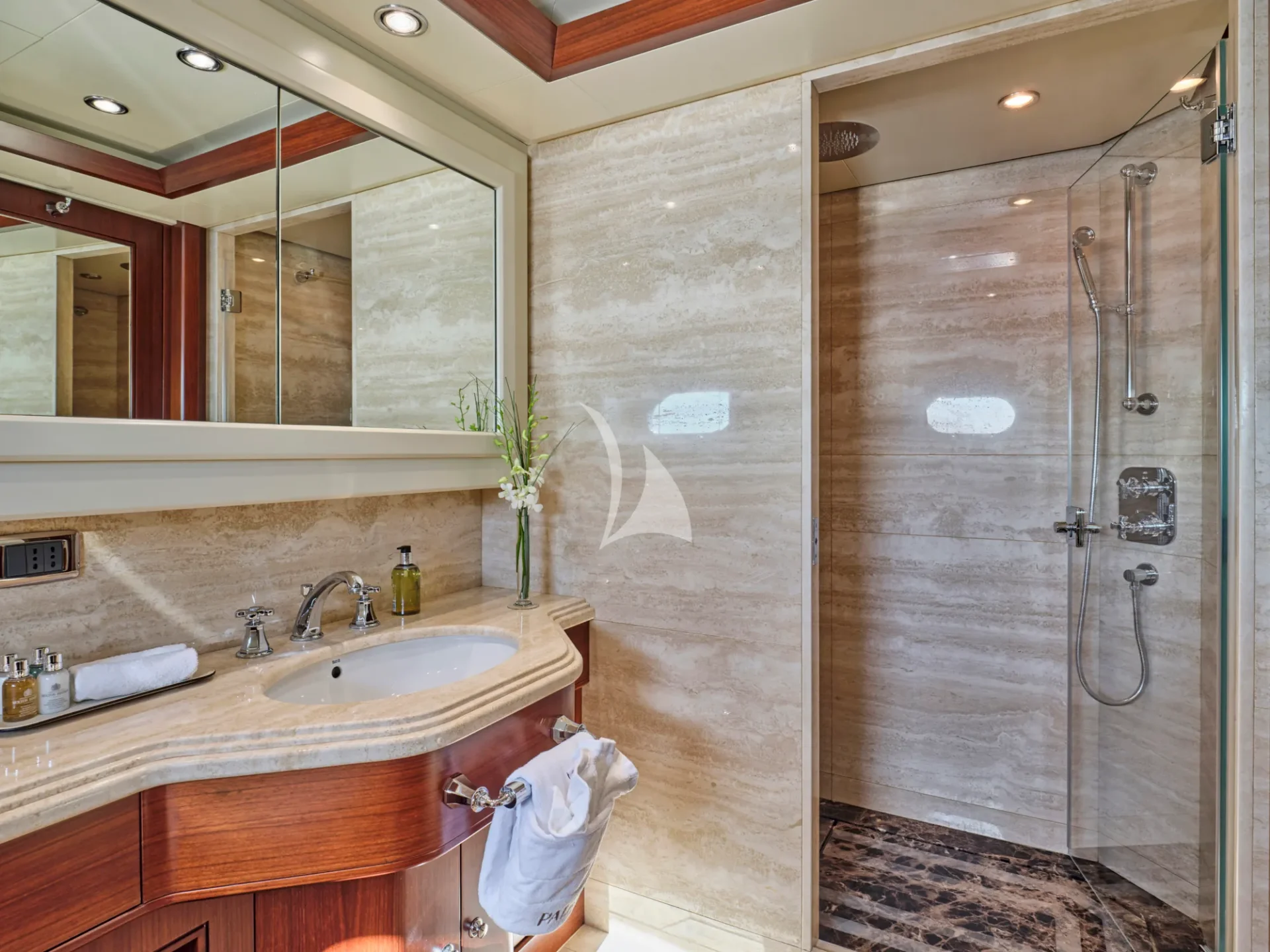 PALATIAL Charter Yacht