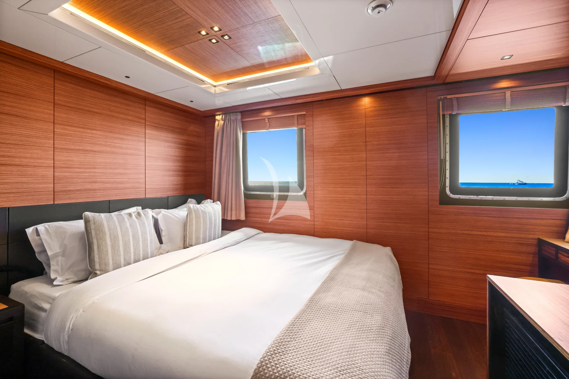 MAGNA GRECIA Charter Yacht