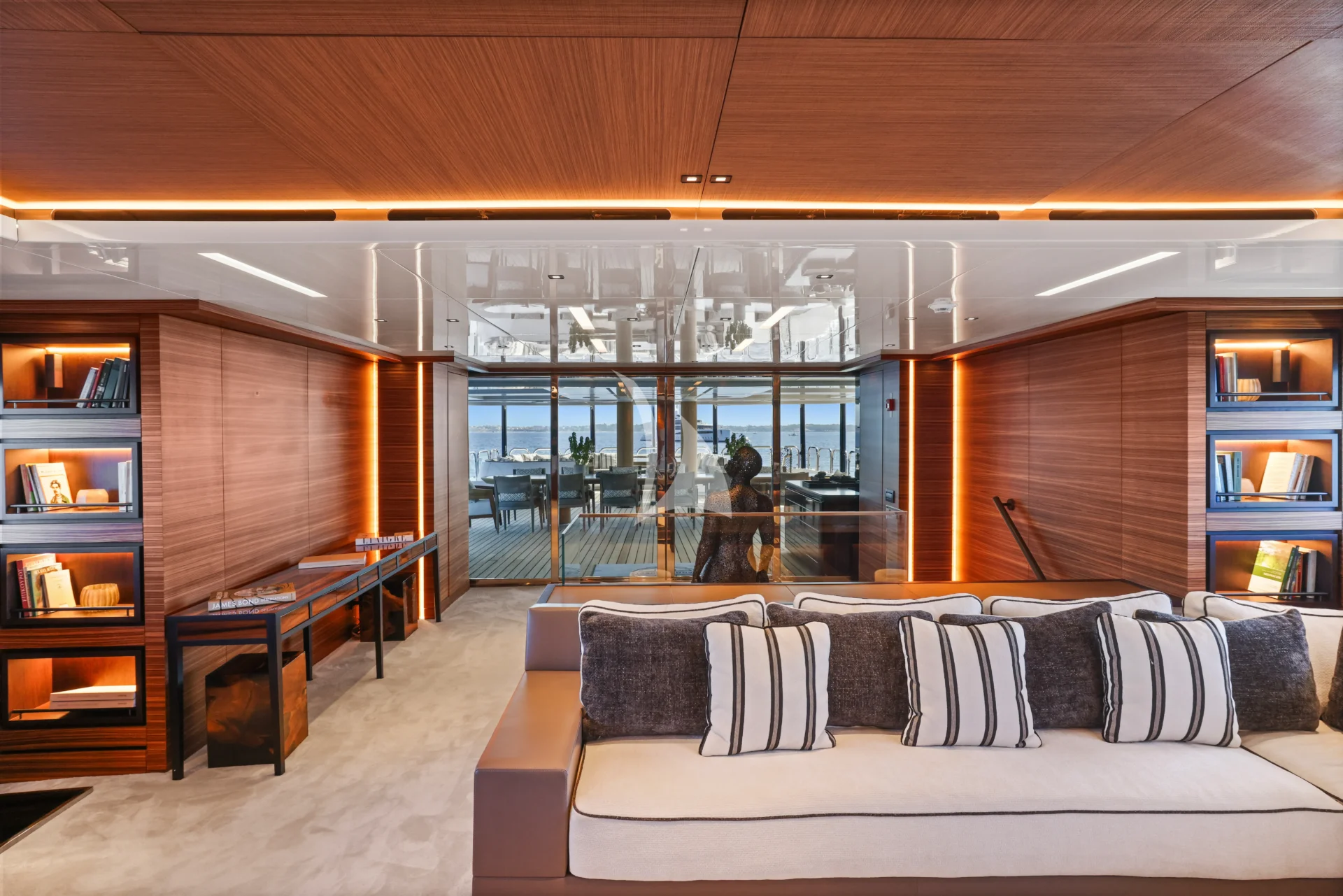 MAGNA GRECIA Charter Yacht
