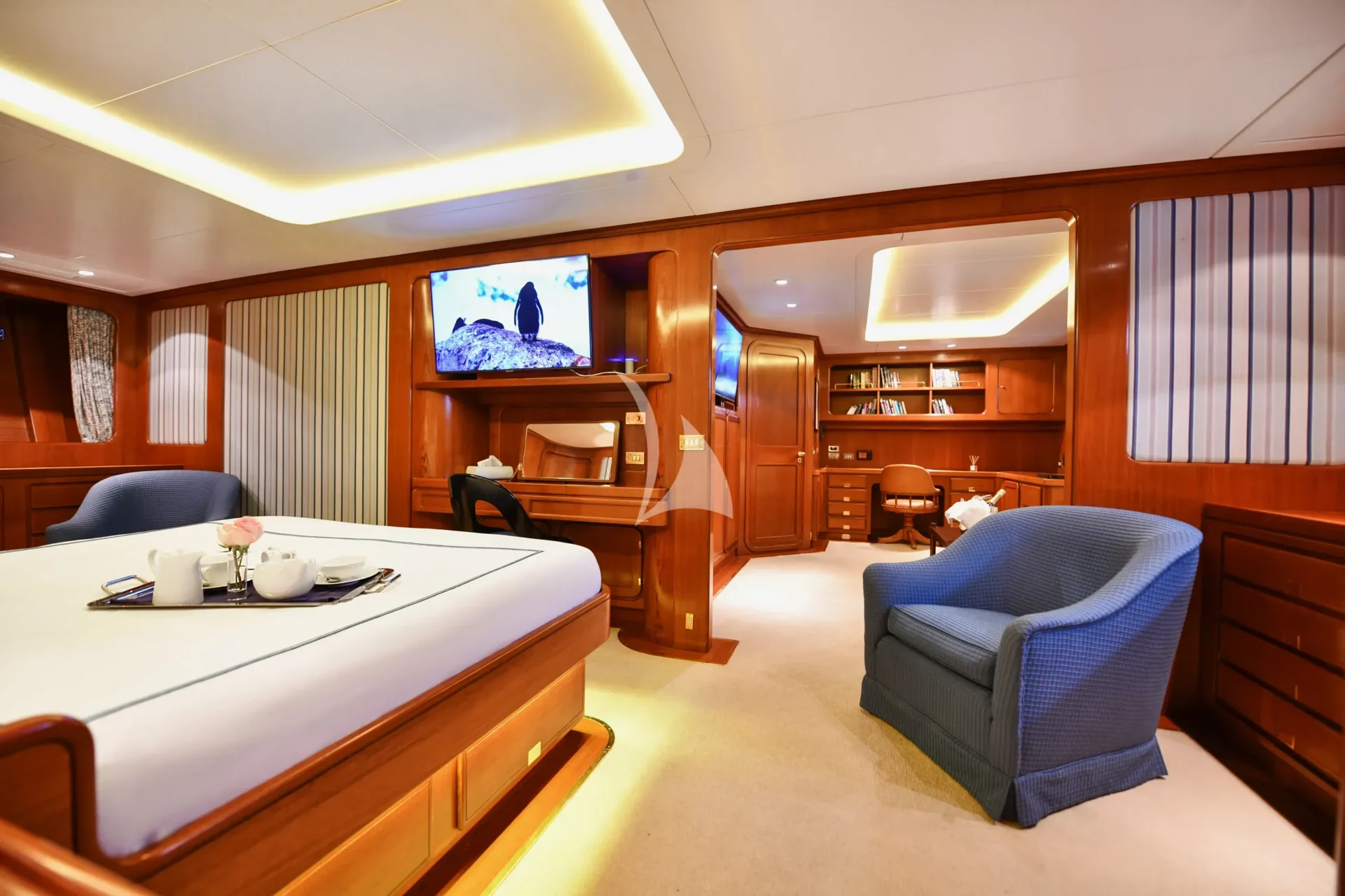 Tamarita Charter Yacht