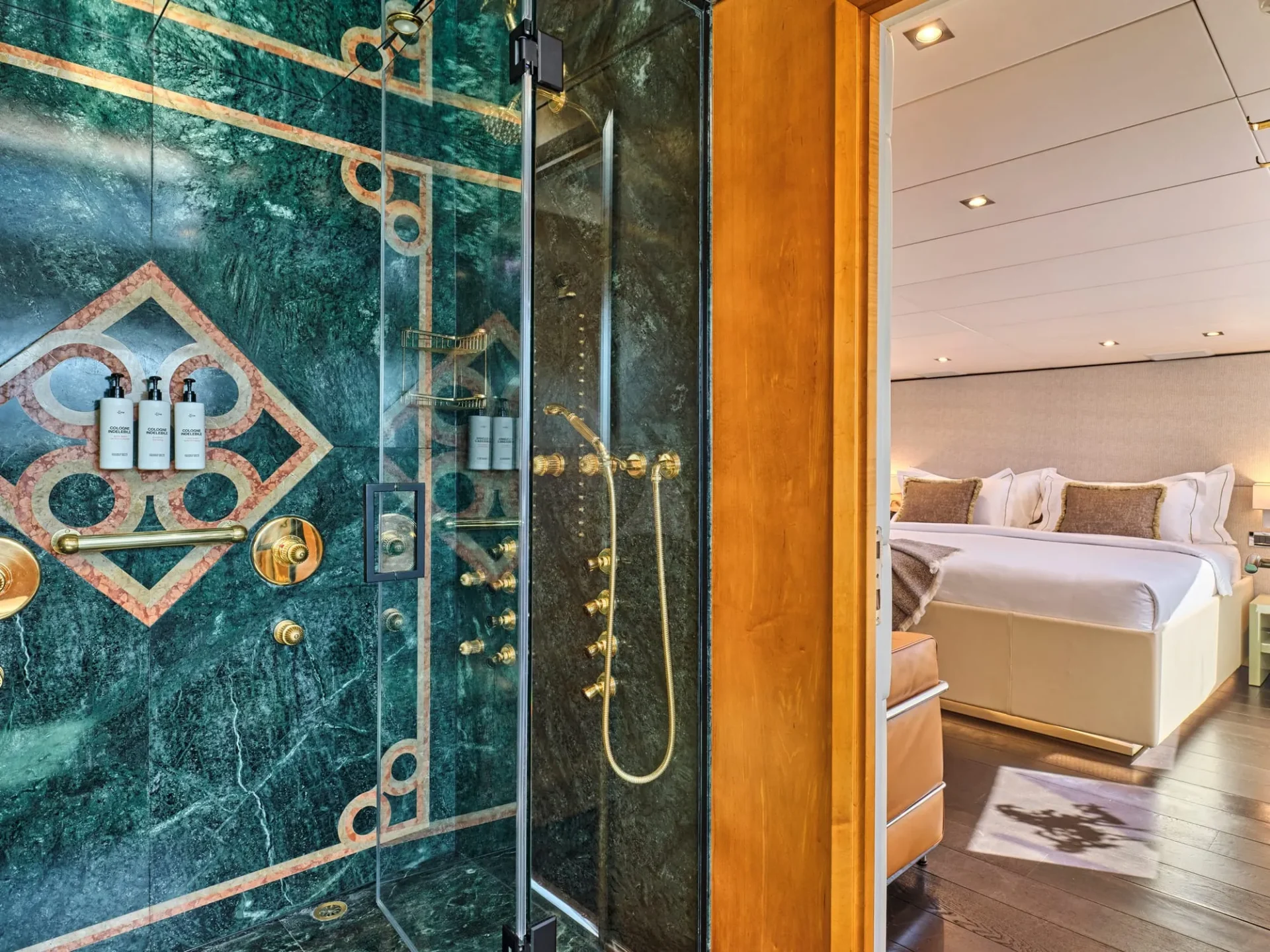 BROOKLYN Charter Yacht