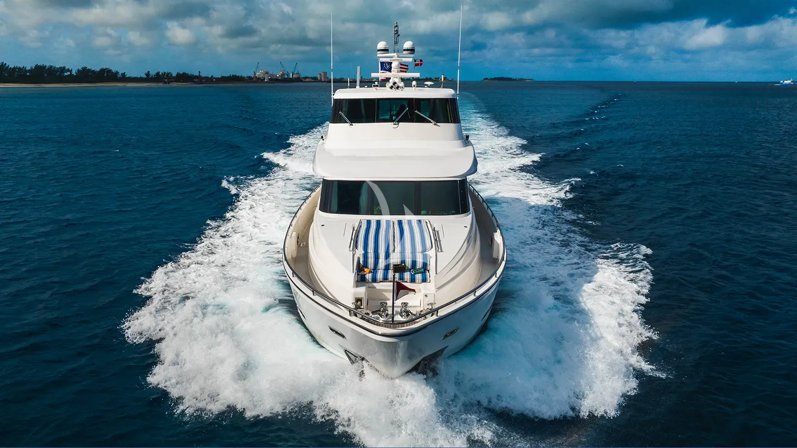 LEXINGTON Charter Yacht