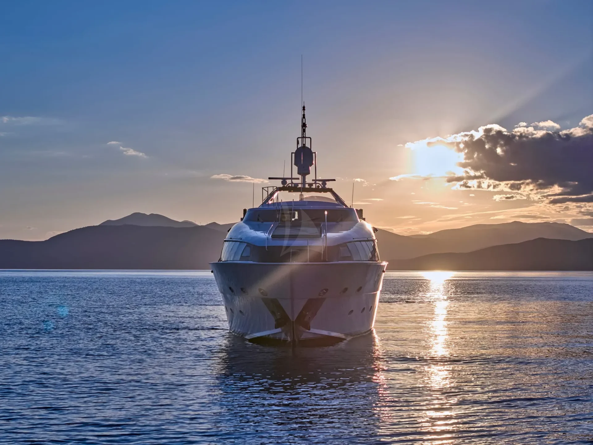 BROOKLYN Charter Yacht