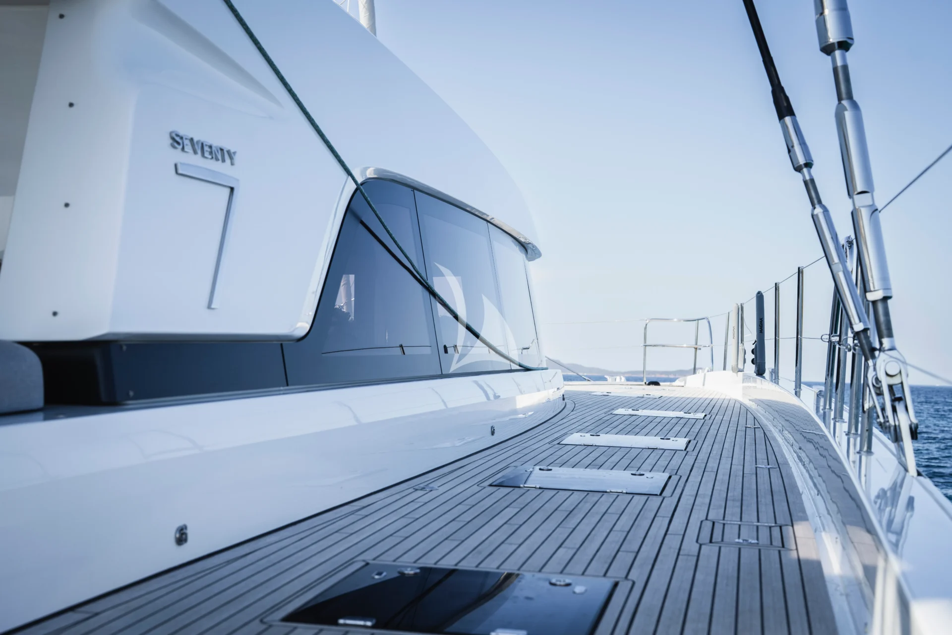 LA DESIRADE Charter Yacht