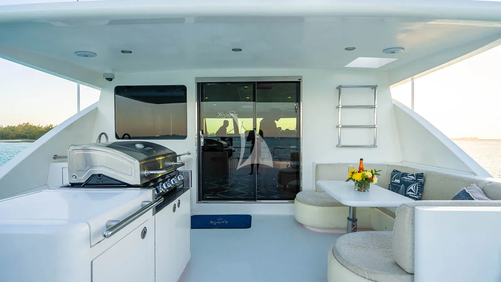 LEXINGTON Charter Yacht