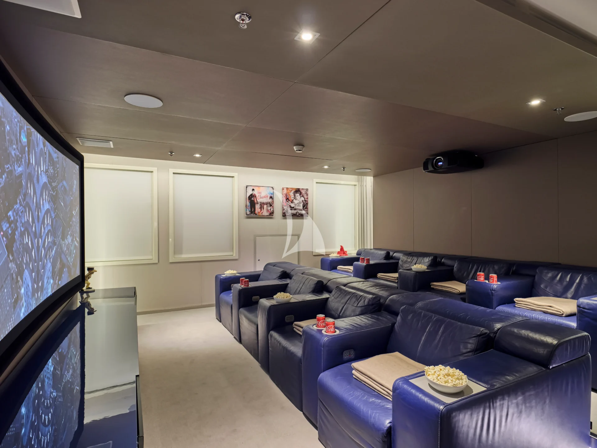 MARQUISE Charter Yacht