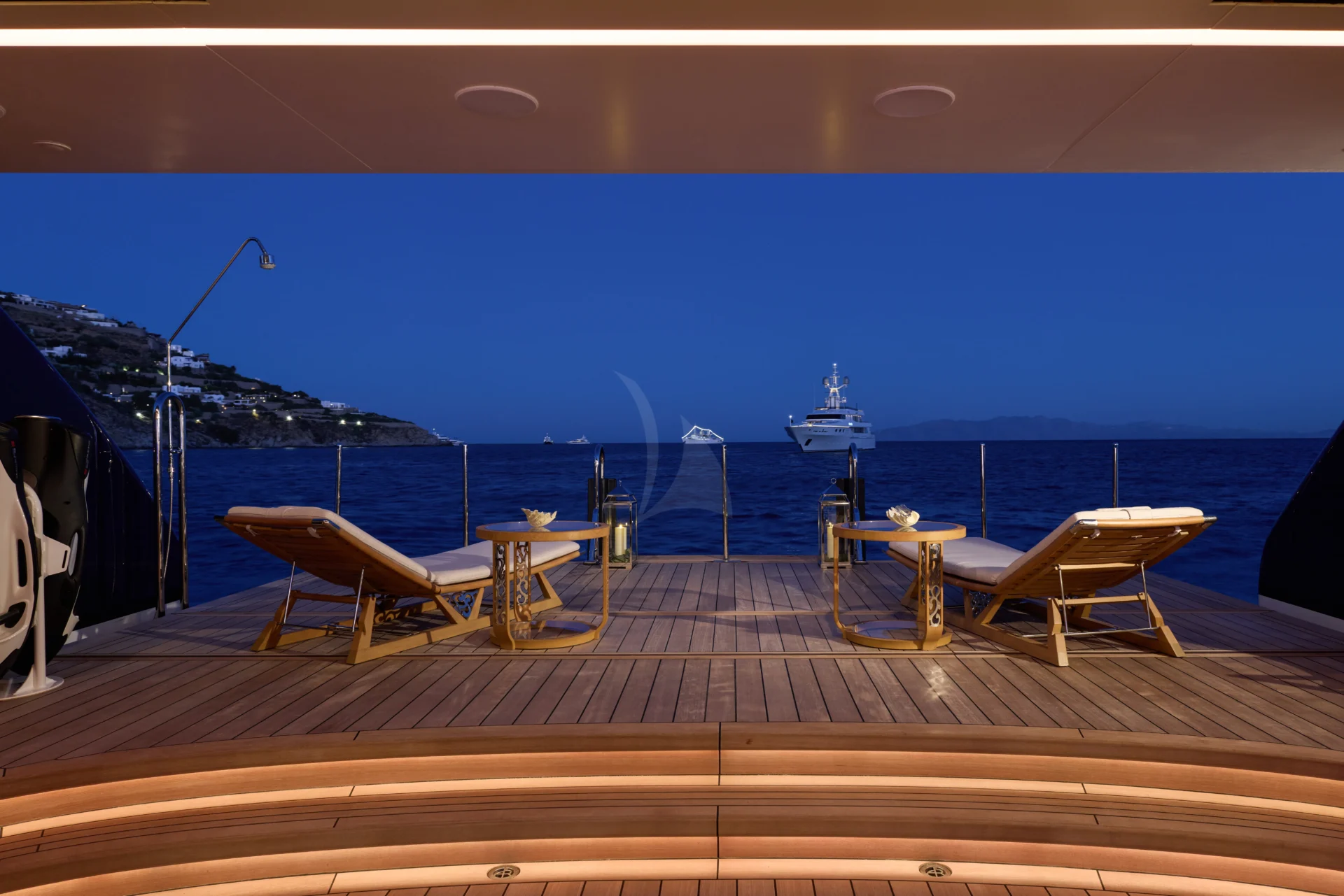 AMARYLLIS Charter Yacht