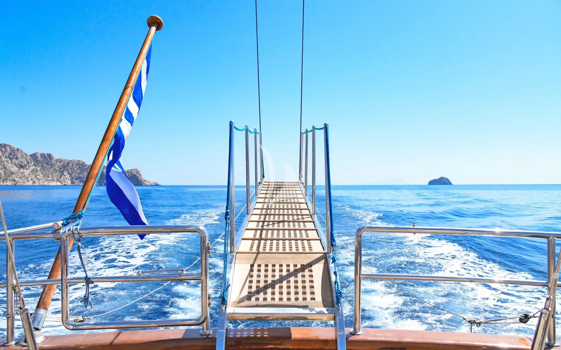 Tamarita Charter Yacht