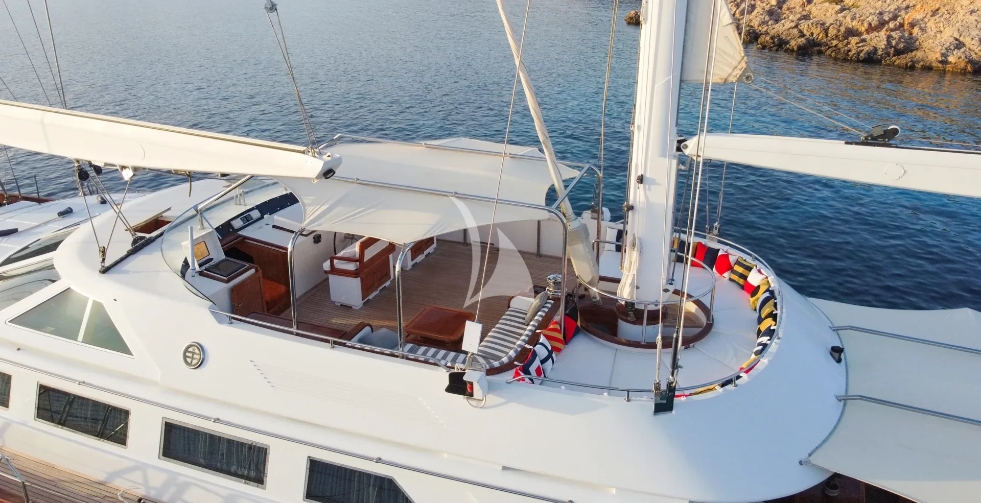 Tamarita Charter Yacht