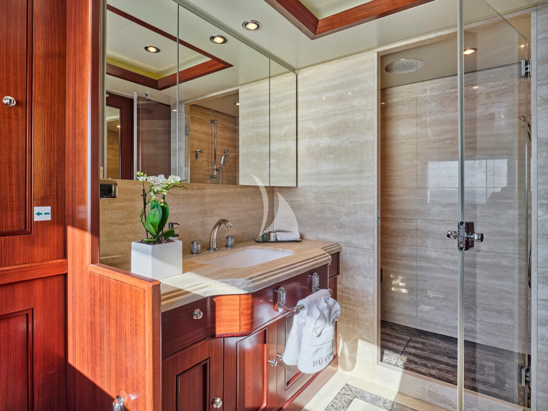 PALATIAL Charter Yacht