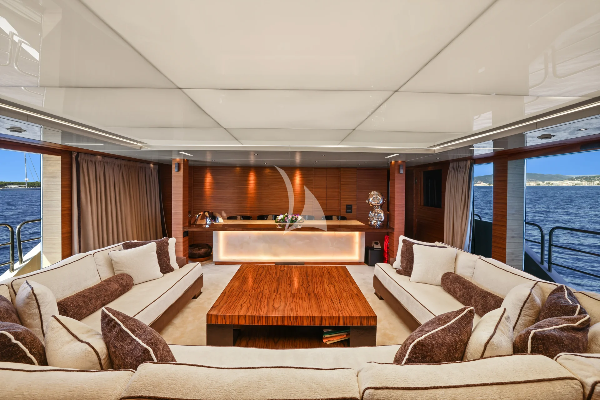 MAGNA GRECIA Charter Yacht