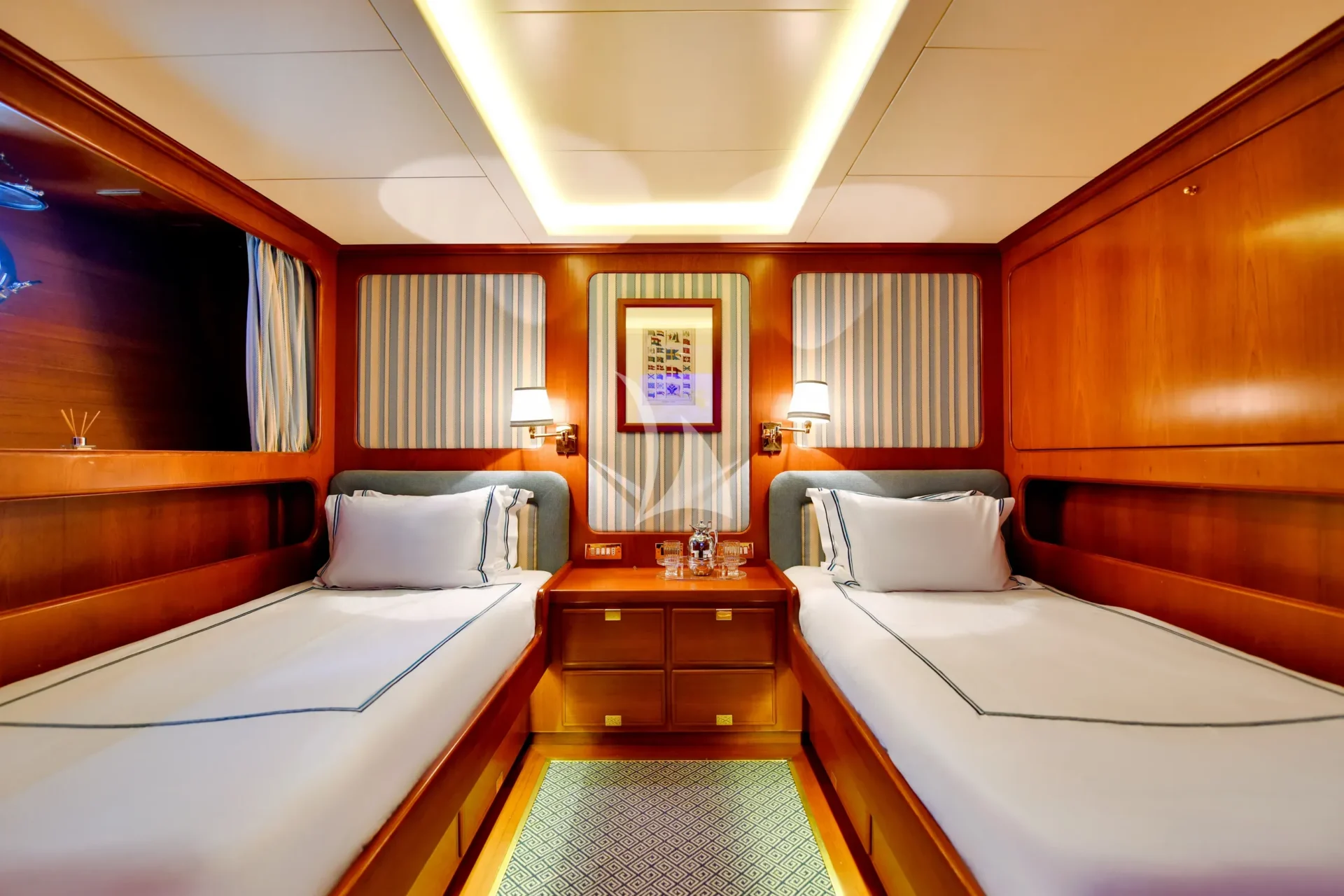 Tamarita Charter Yacht