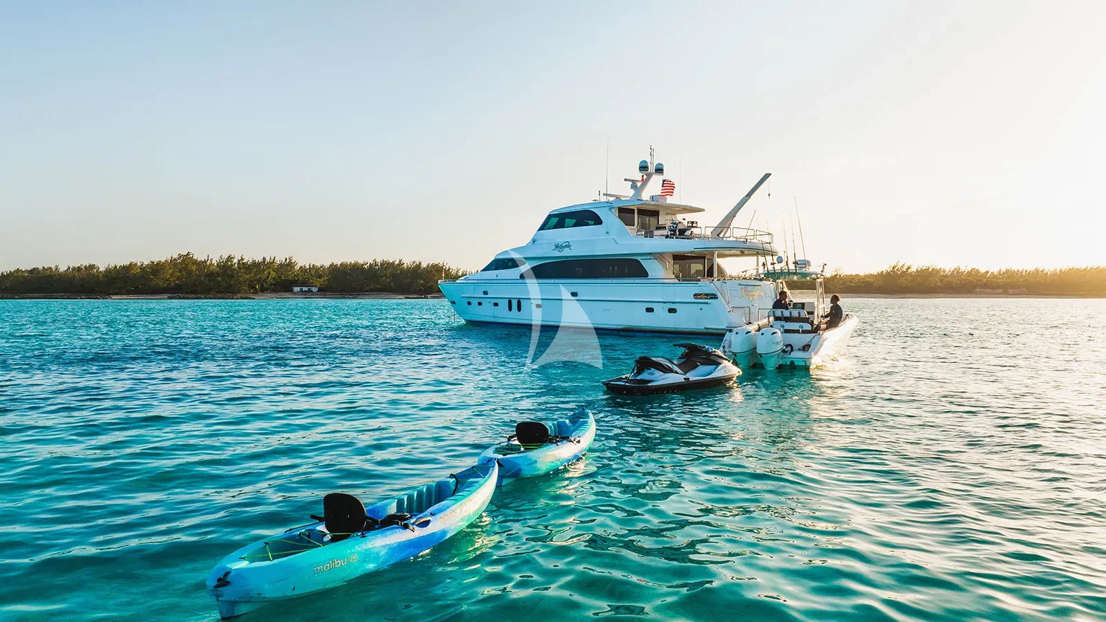 LEXINGTON Charter Yacht