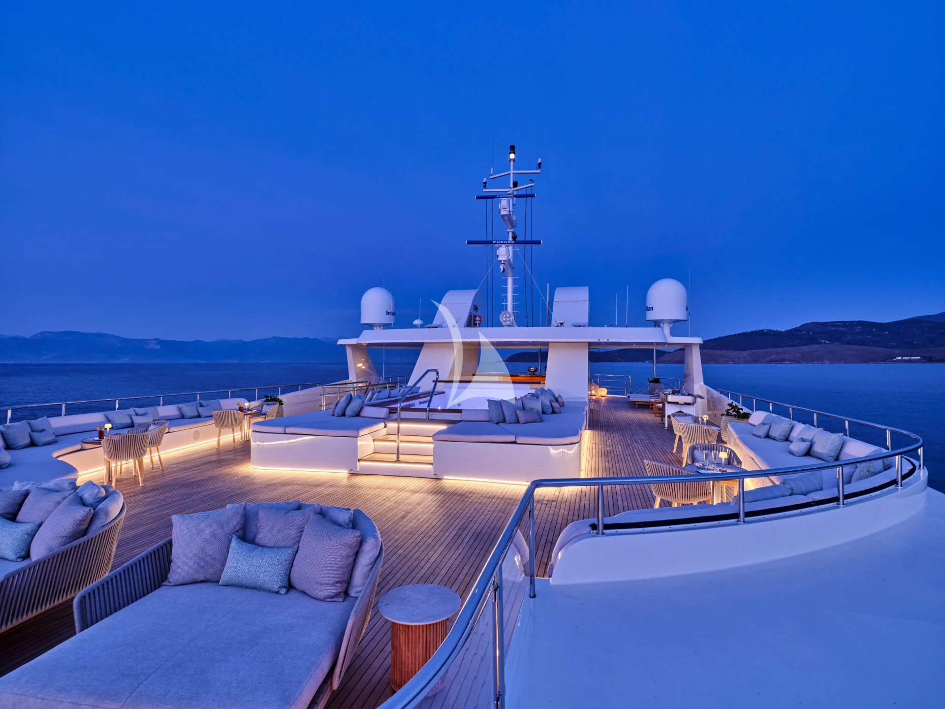 MARQUISE Charter Yacht