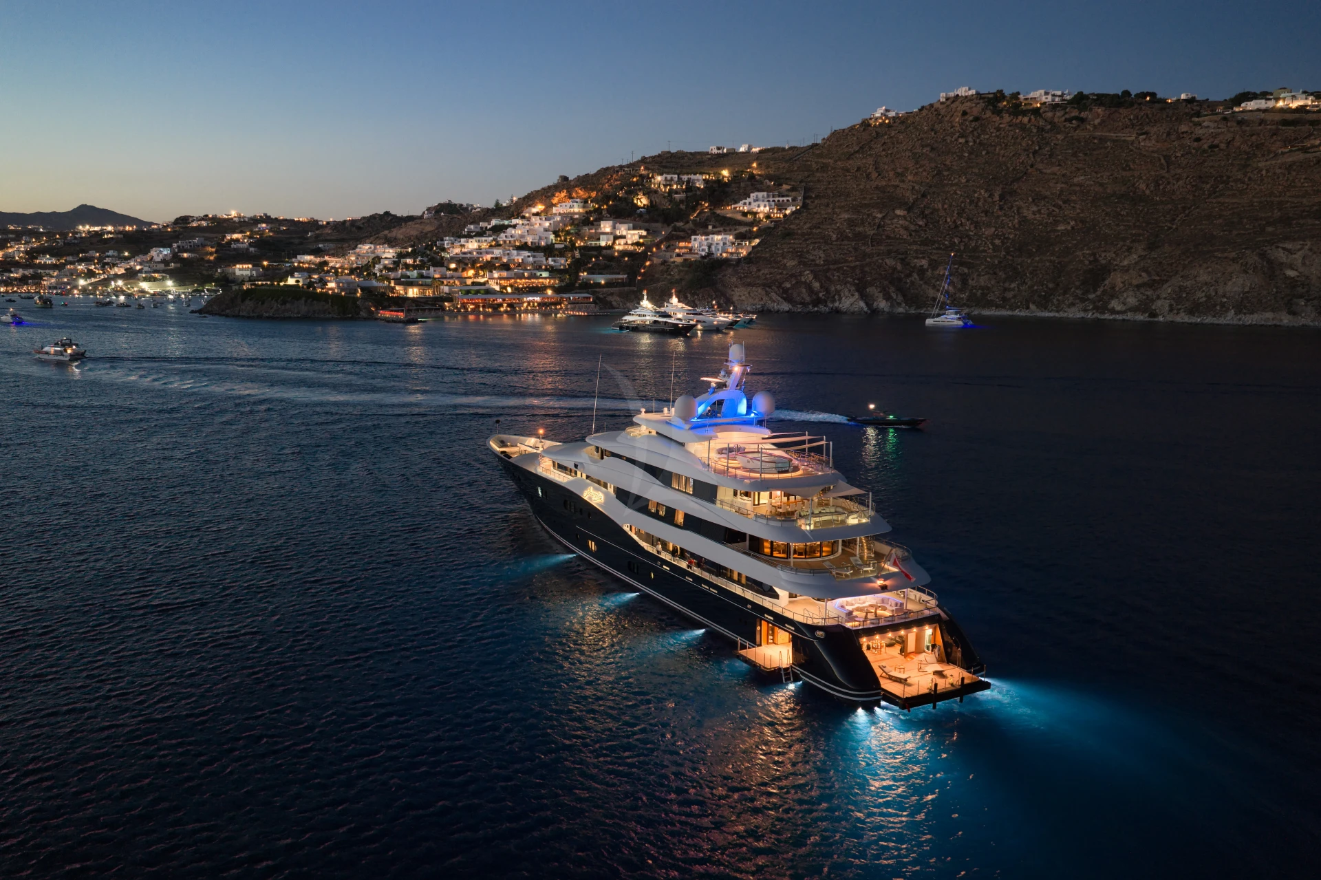 AMARYLLIS Charter Yacht