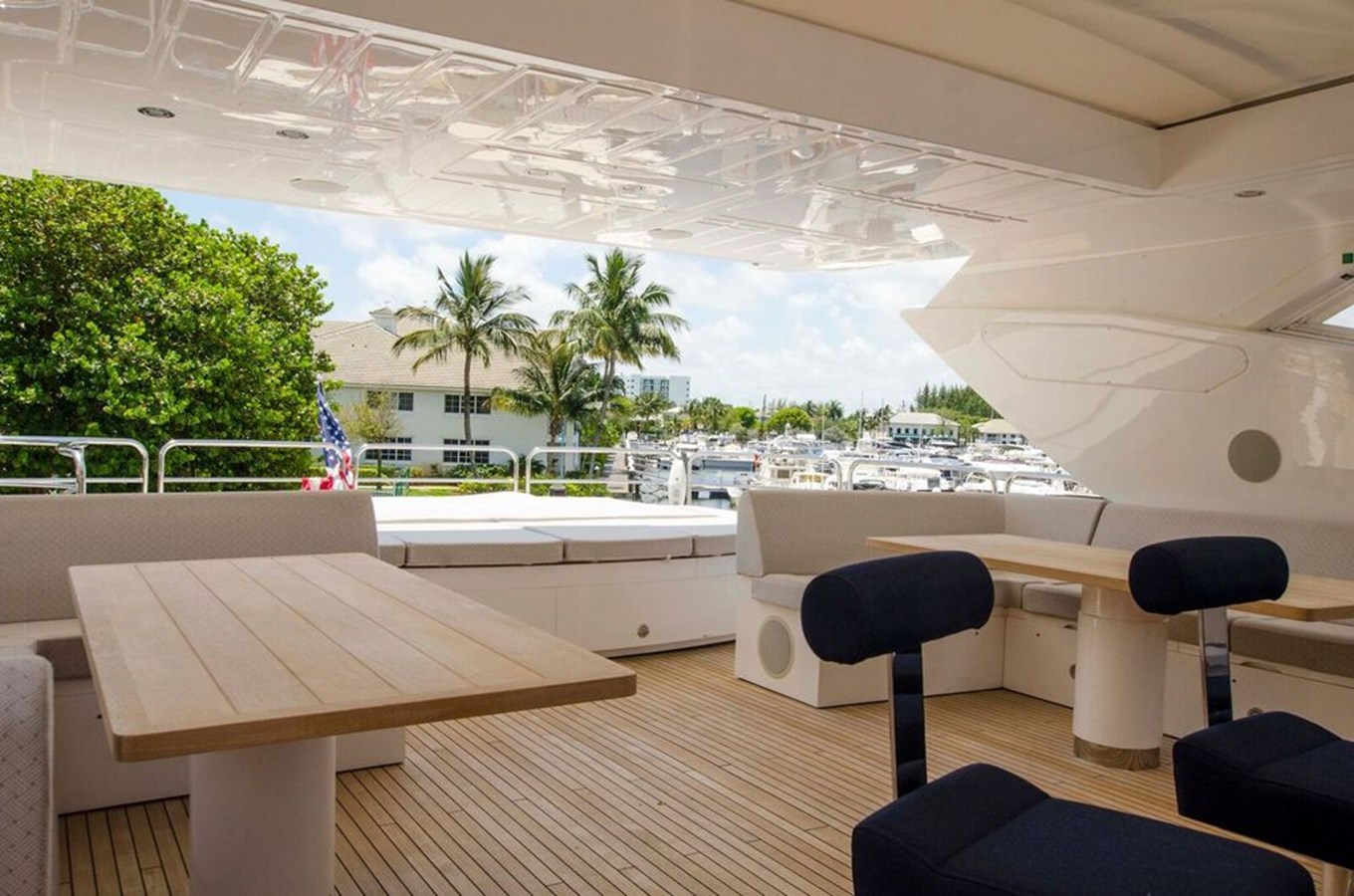 Sunseeker Motor Yacht Insignia For Sale