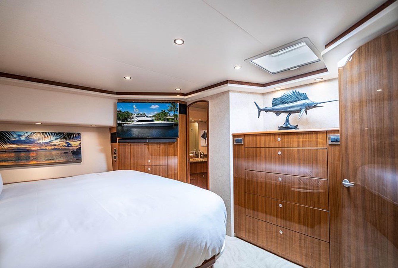 Viking Motor Yacht Knot Racing For Sale