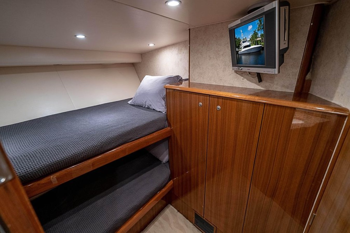 Viking Motor Yacht Knot Racing For Sale