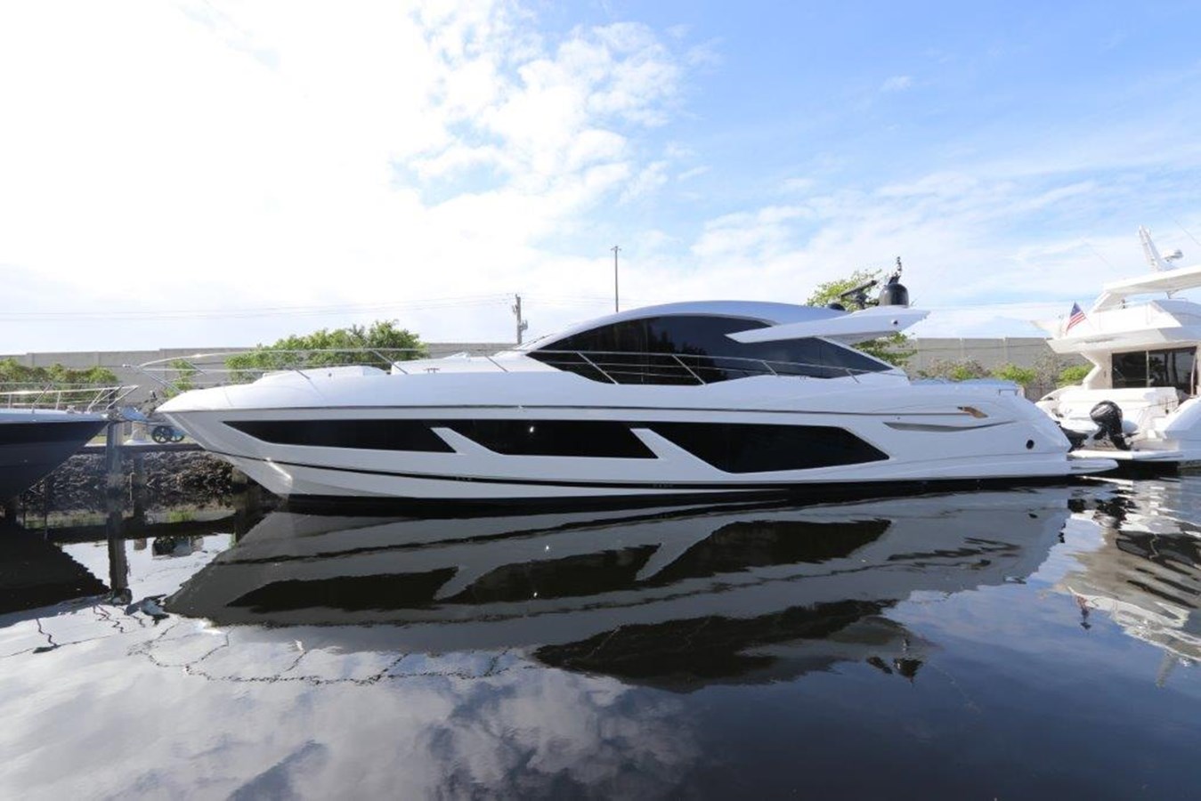 Sunseeker Motor Yacht Hide Out For Sale