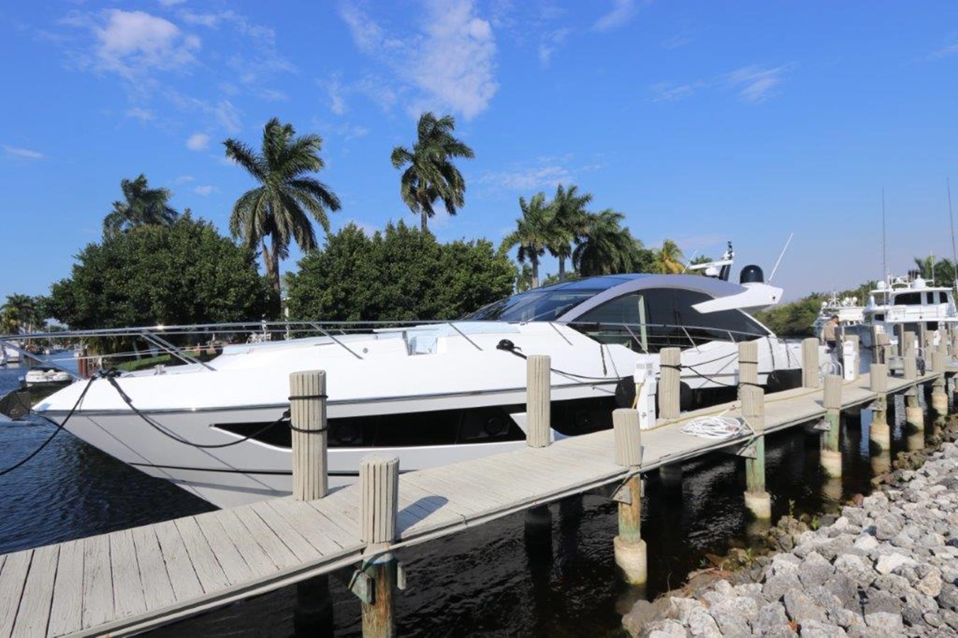Sunseeker Motor Yacht Hide Out For Sale