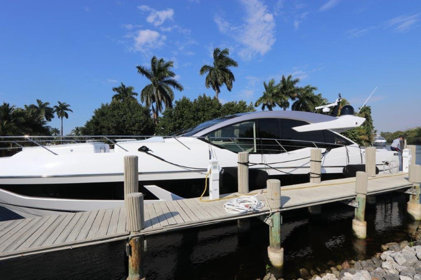 Sunseeker Motor Yacht Hide Out For Sale