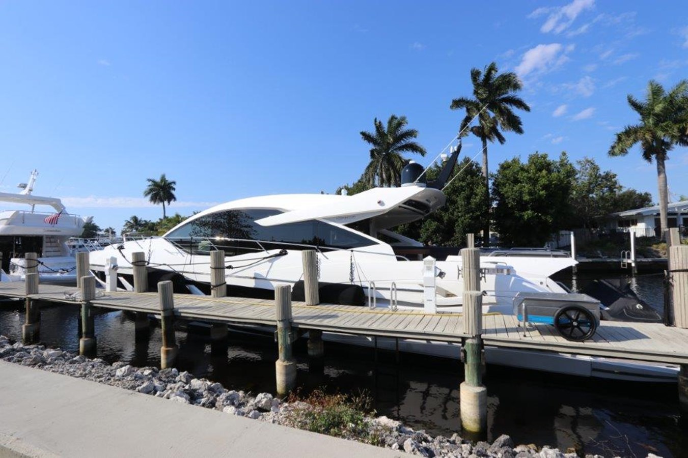 Sunseeker Motor Yacht Hide Out For Sale