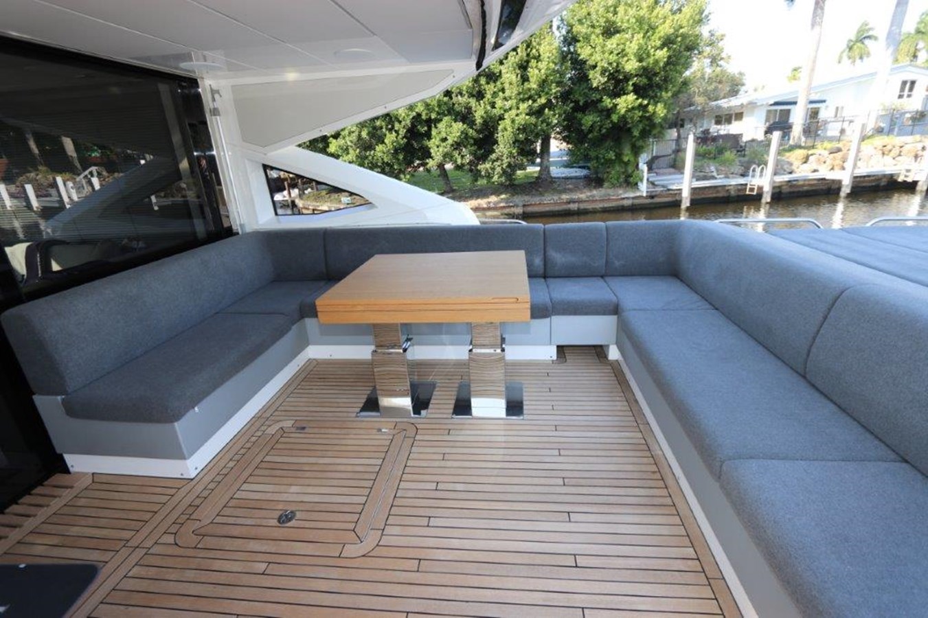 Sunseeker Motor Yacht Hide Out For Sale