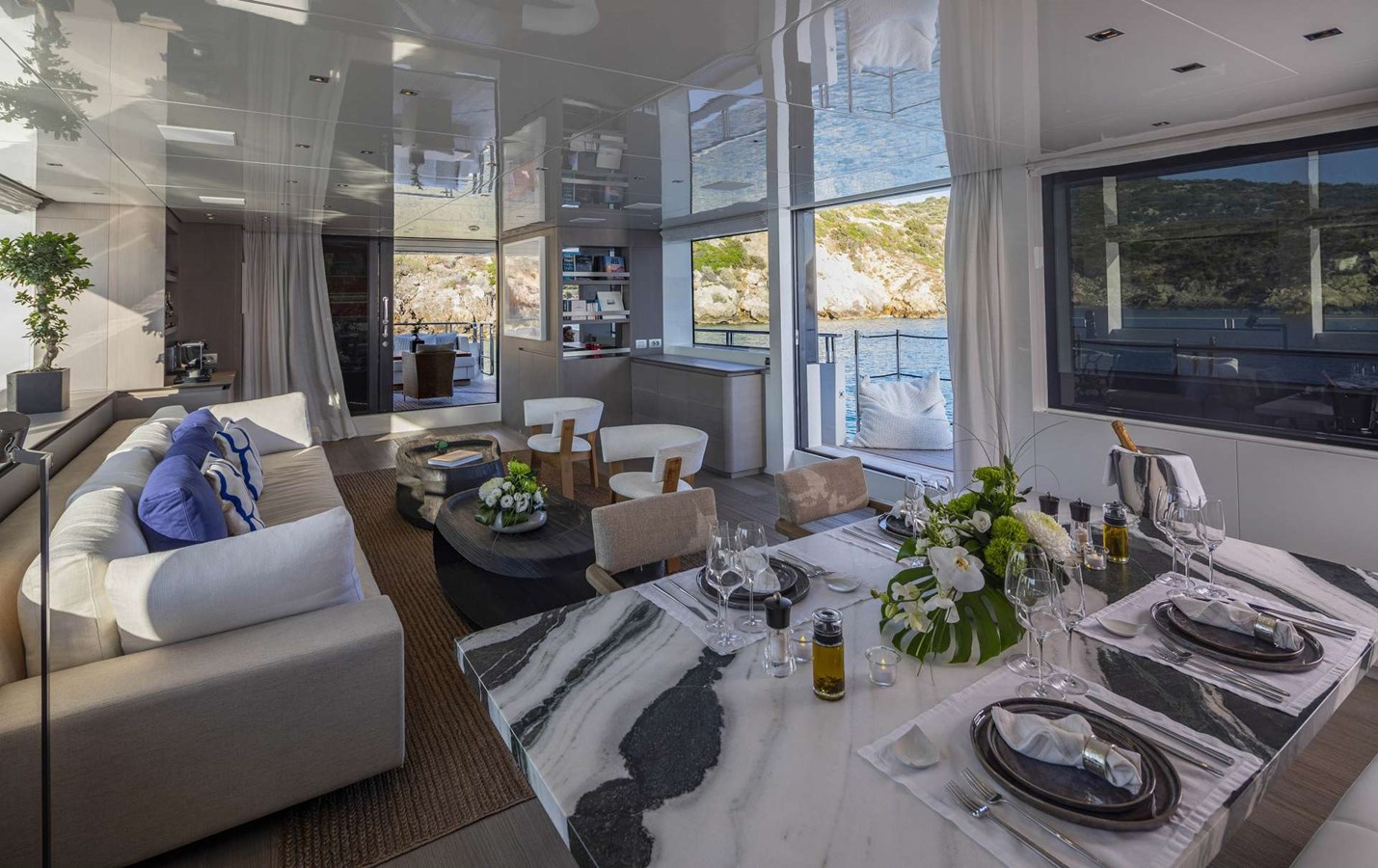 Sanlorenzo Yachts Motor Yacht DINAIA For Sale
