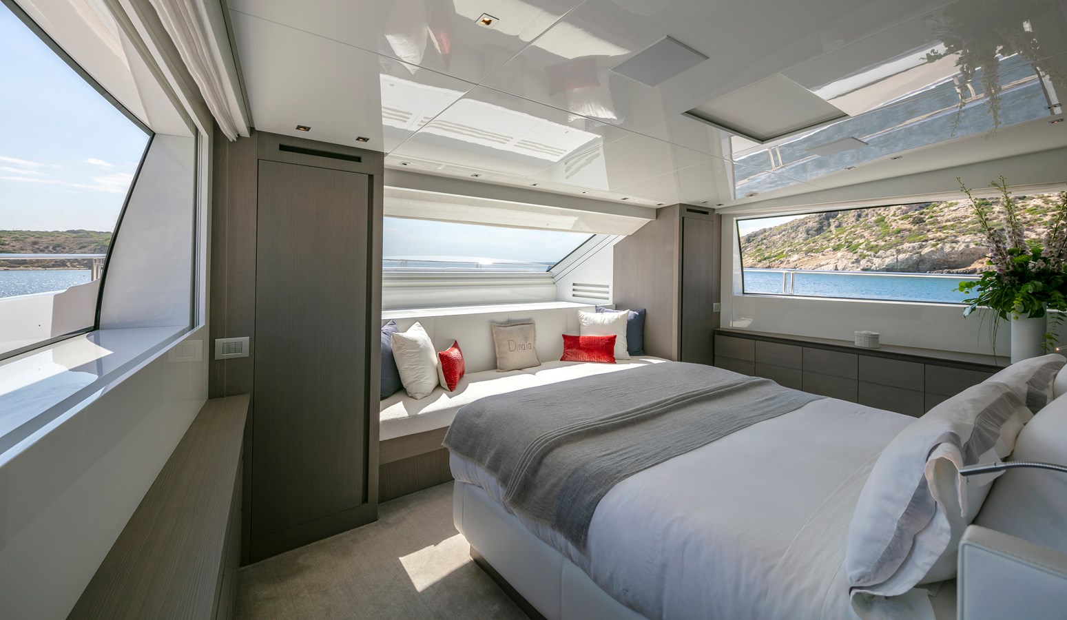 Sanlorenzo Yachts Motor Yacht Dinaia SAN LORENZO SL 106 For Sale