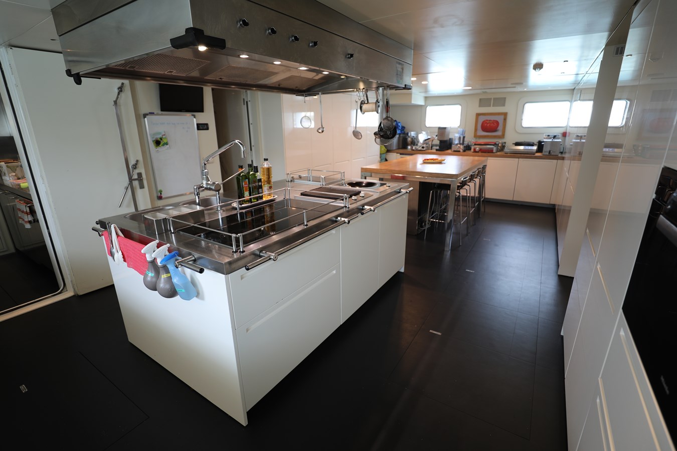 Mondo Marine Motor Yacht TRIBU For Sale