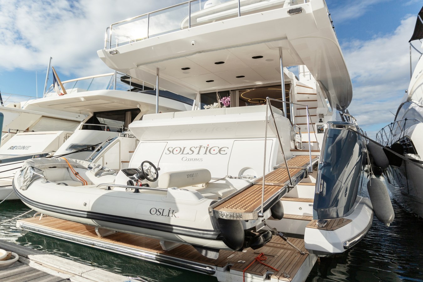 Azimut Yachts Motor Yacht Solstice For Sale