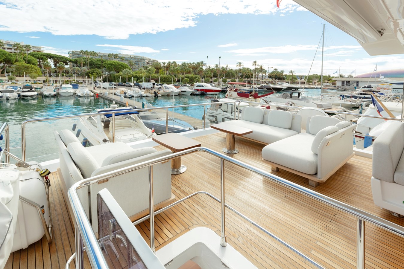 Azimut Yachts Motor Yacht Solstice For Sale