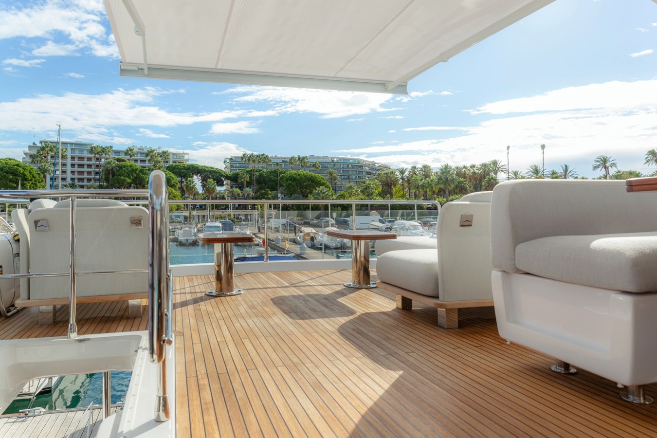 Azimut Yachts Motor Yacht Solstice For Sale
